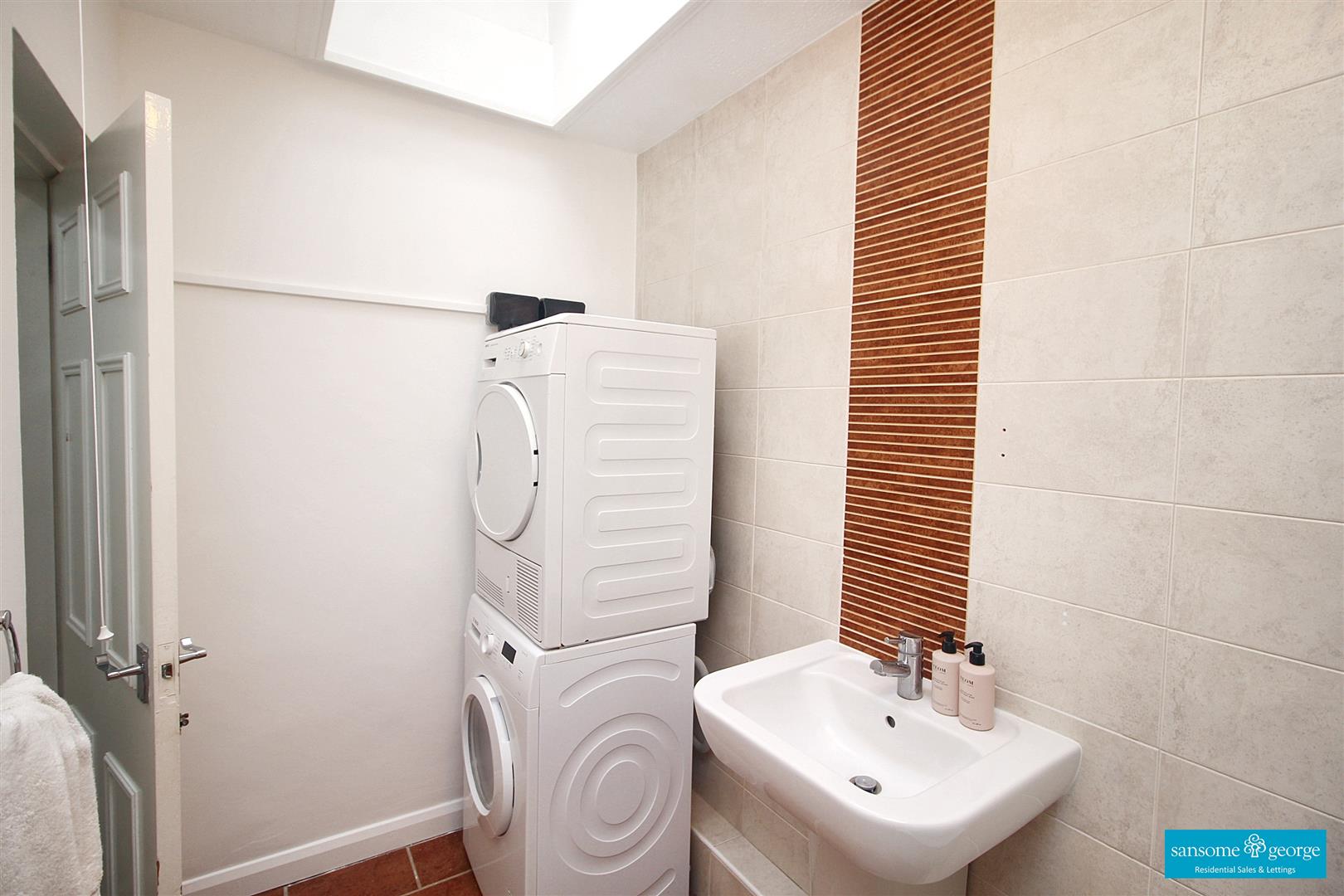 Bath Road, Southcote, Reading